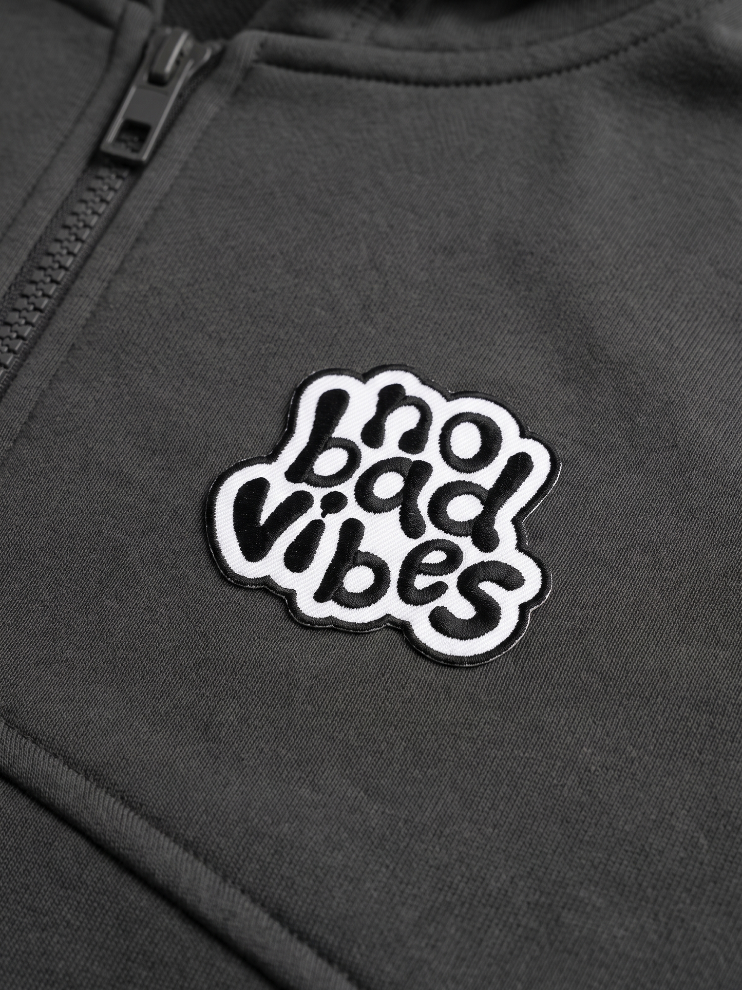 Grey No Bad Vibes | Kapucnis dzseki fiúknak - oversized szabás