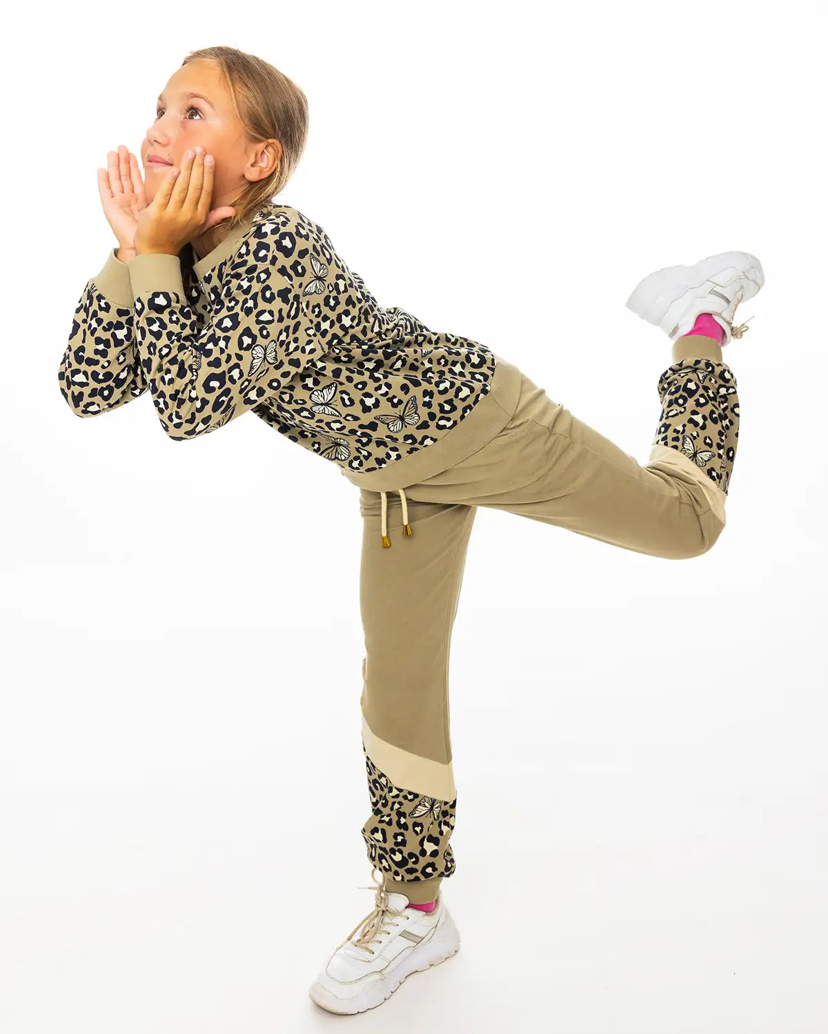 Lány melegítőnadrág Leopard