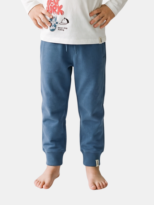 Navy Classic Vibe | Melegítőnadrág fiúknak - klasszikus szabás