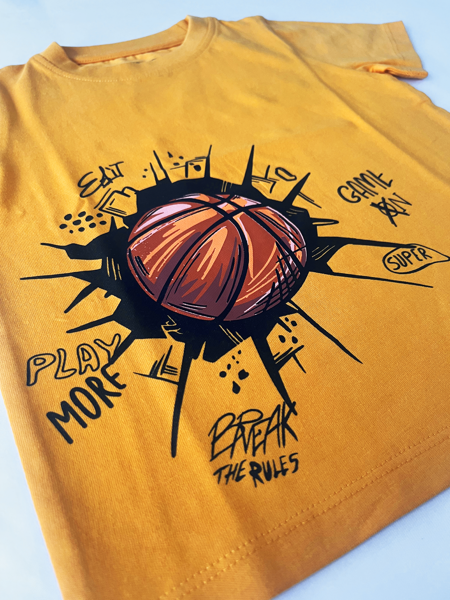 Orange Basketball | Rövid ujjú póló fiúknak - klasszikus szabás
